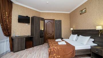 Классический трехместный номер в Гостинице Ной